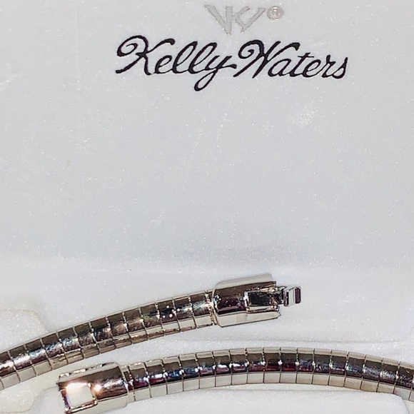Kelly Waters Choker - Picture 8 of 8